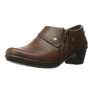 Easy Street Women's Darcy Ankle Boot